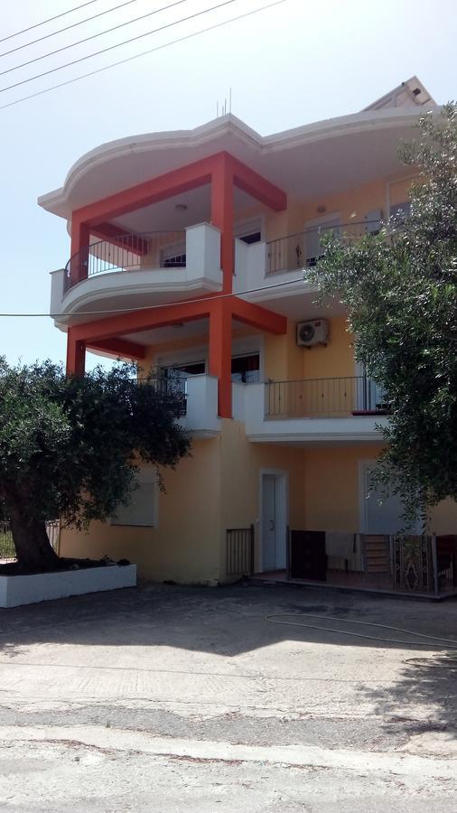Olive Tree Apartments Parga Exterior photo